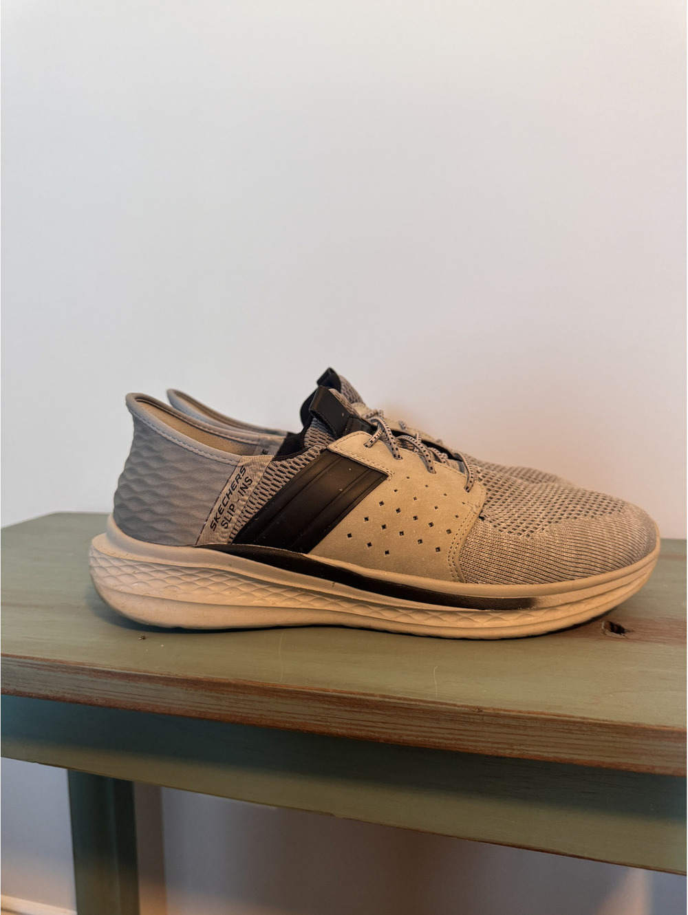 Skechers Men's Hands Free Slip-Ins Slade Ocon Gray Black Sneakers Size 9.5